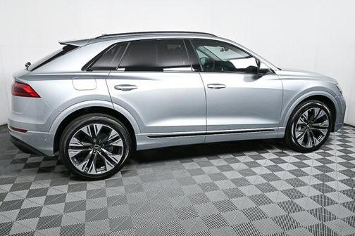 2025 Audi Q8 55 Premium Plus