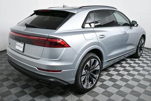 2025 Audi Q8 55 Premium Plus