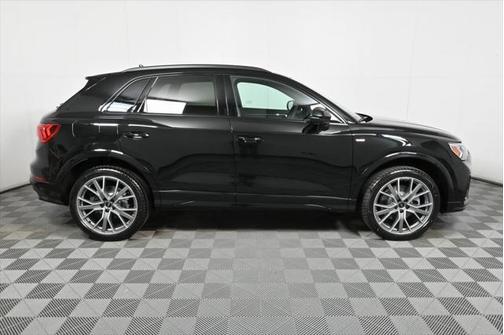 2025 Audi Q3 45 S line Premium Plus