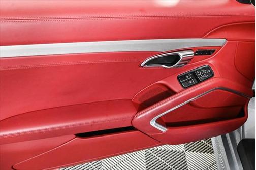 2015 Porsche Cayman S