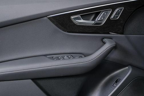 2026 Audi Q8 55 Prestige