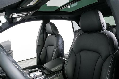 2026 Audi Q8 55 Prestige