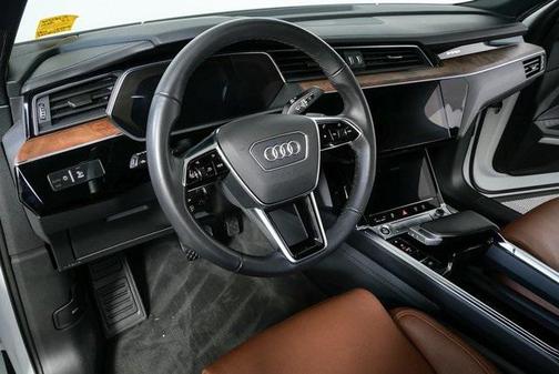 2022 Audi e-tron Sportback S line Prestige