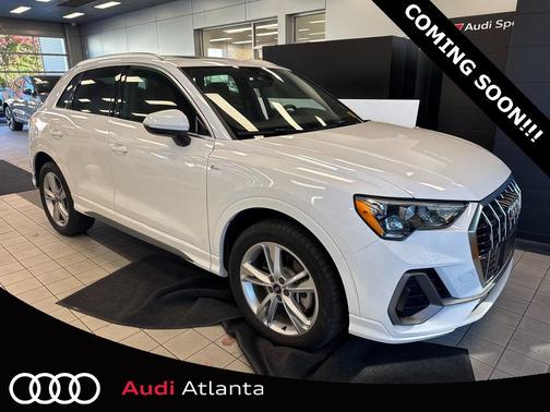 2022 Audi Q3 45 S line Premium