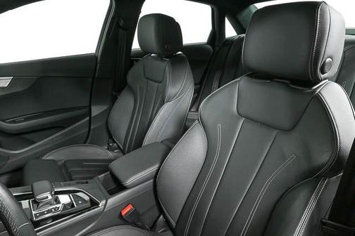 2021 Audi A4 45 S line Premium
