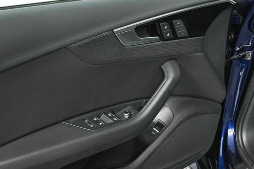 2021 Audi A4 45 S line Premium