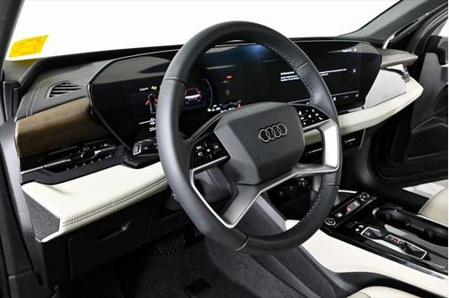 2025 Audi Q6 e-tron Premium