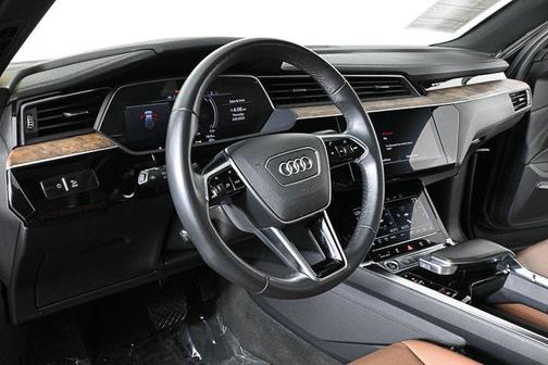 2022 Audi Q3 45 S line Premium