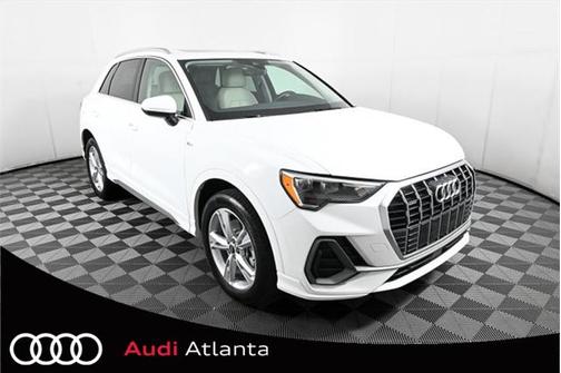 2022 Audi Q3 45 S line Premium