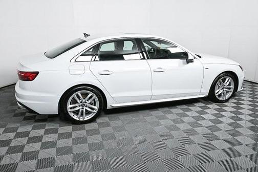 2023 Audi A4 45 S line Premium Plus