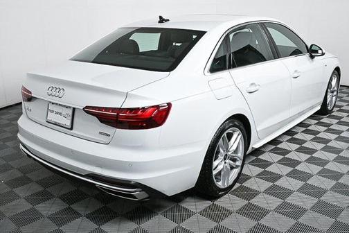 2023 Audi A4 45 S line Premium Plus