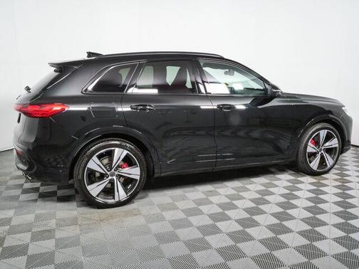 Mythos Black Metallic 2026 Audi SQ5 3.0T Prestige