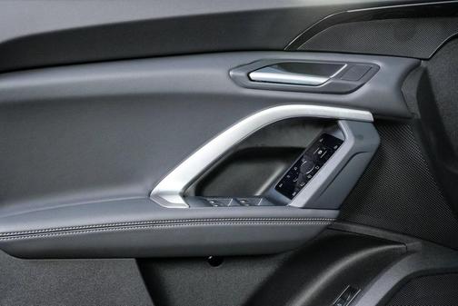 2025 Audi Q5 Premium TFSI quattro S tronic