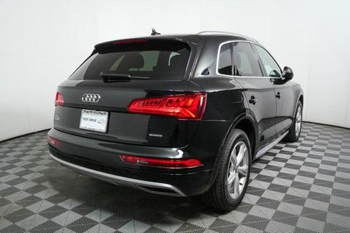 2020 Audi Q5 45 Premium Plus