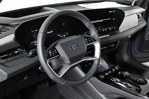 2025 Audi Q6 e-tron Premium Plus quattro