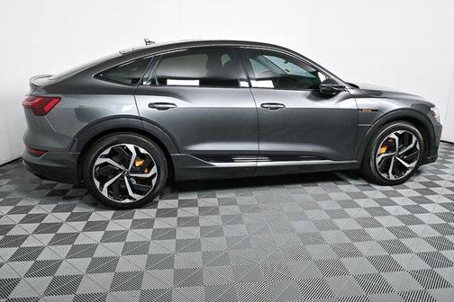 2022 Audi e-tron Sportback S line Premium Plus