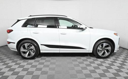 2025 Audi Q6 e-tron Premium quattro