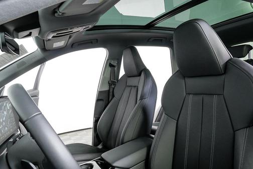 2025 Audi Q6 e-tron Prestige quattro