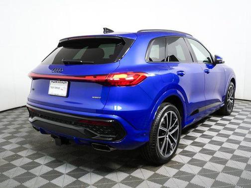 Ultra Blue Metallic 2026 Audi Q5 Prestige TFSI quattro S tronic