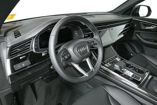 2026 Audi Q8 55 Premium