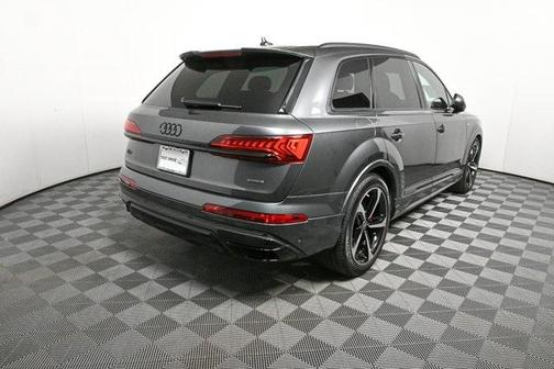 2024 Audi Q7 55 Prestige