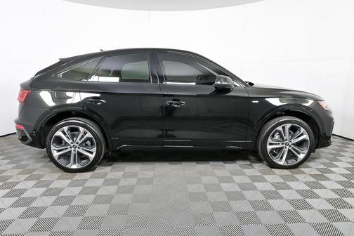 2023 Audi Q5 45 S line Prestige