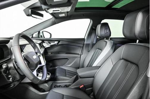 2025 Audi Q4 e-tron Premium 45 quattro