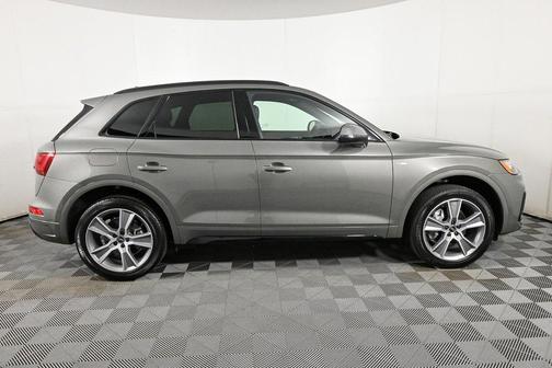 2025 Audi Q5 45 S line Premium
