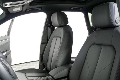 2024 Audi Q3 45 S line Premium Plus