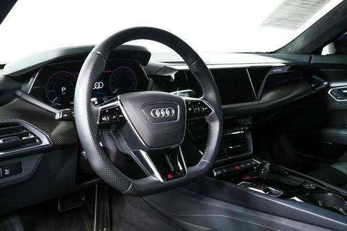 2022 Audi RS e-tron GT quattro