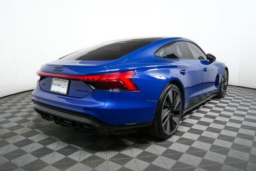 2022 Audi RS e-tron GT quattro