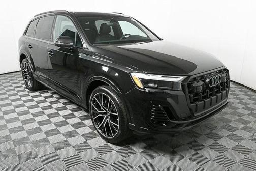 2025 Audi Q7 55 Premium Plus