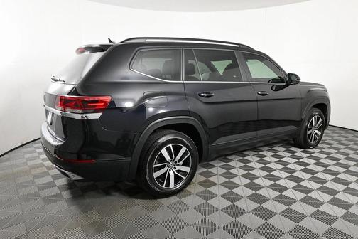 2022 Volkswagen Atlas 2.0T SE