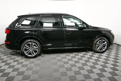 2026 Audi Q7 45 Premium