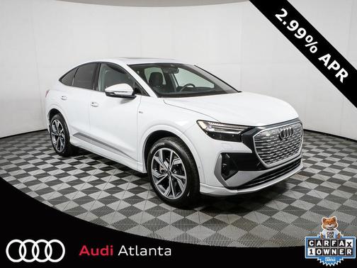 Glacier White Metallic 2023 Audi Q4 e-tron Prestige 50 quattro