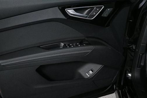 2025 Audi Q4 e-tron Premium 45 quattro