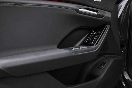 2025 Audi Q6 e-tron Premium Plus quattro