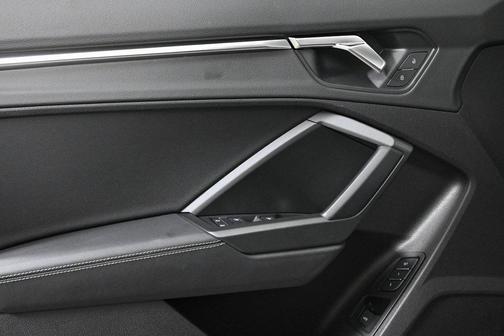 2023 Audi Q3 Premium 45 TFSI S line quattro Tiptronic