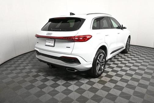 2025 Audi Q5 Premium