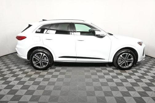 2025 Audi Q5 Premium