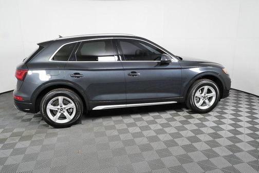 2023 Audi Q5 40 Premium
