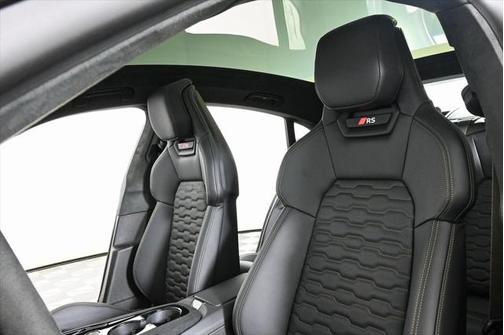 2025 Audi RS e-tron GT performance