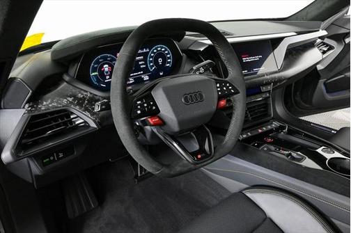 2025 Audi RS e-tron GT performance