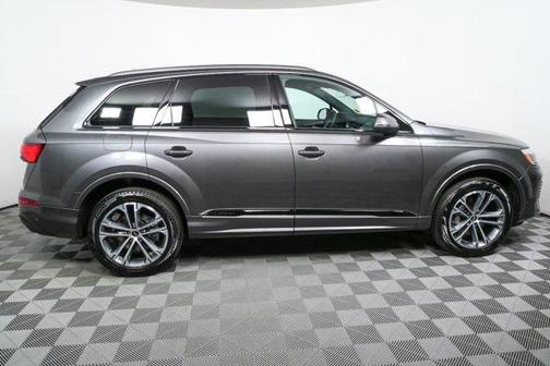 2026 Audi Q7 45 Premium