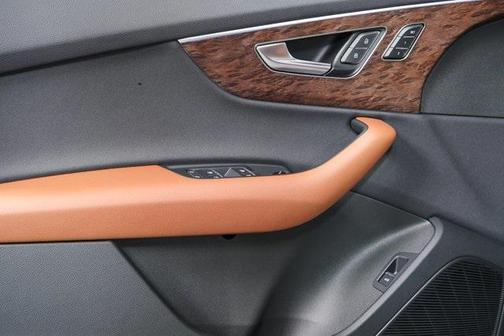 2026 Audi Q7 45 Premium