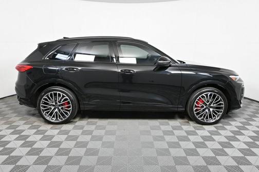 2025 Audi SQ5 3.0T Premium Plus