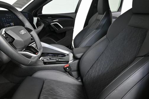 2025 Audi SQ5 3.0T Premium Plus