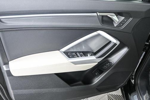 2023 Audi Q3 45 S line Premium Plus