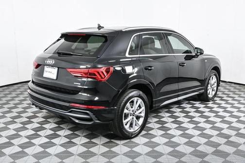 2023 Audi Q3 45 S line Premium Plus