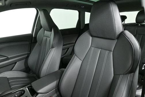 2025 Audi Q6 e-tron Premium Plus quattro